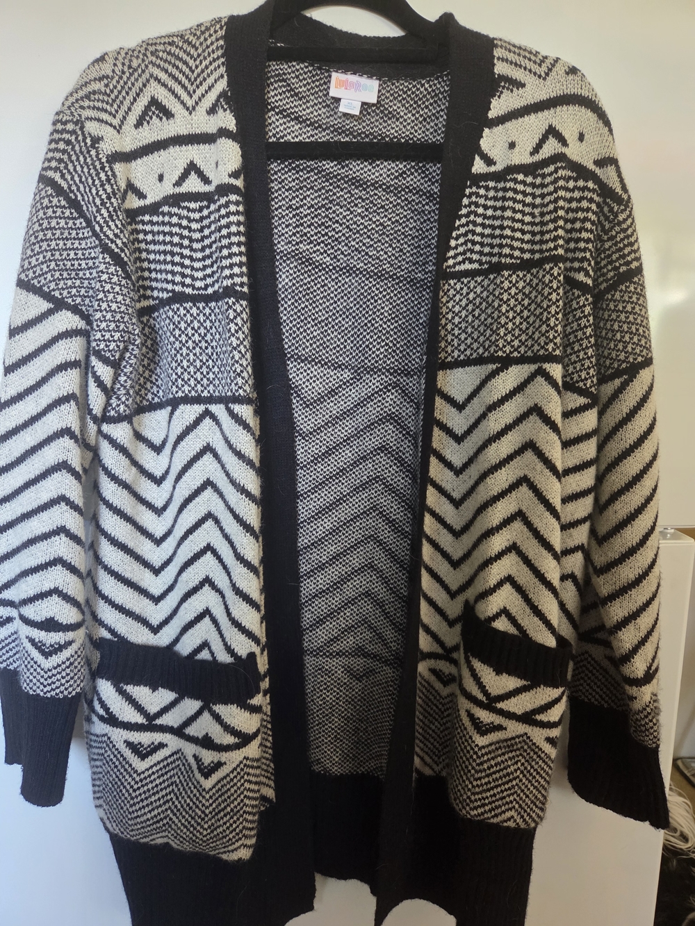 LuLaRoe Black & Cream Open-Front Geometric Cardigan